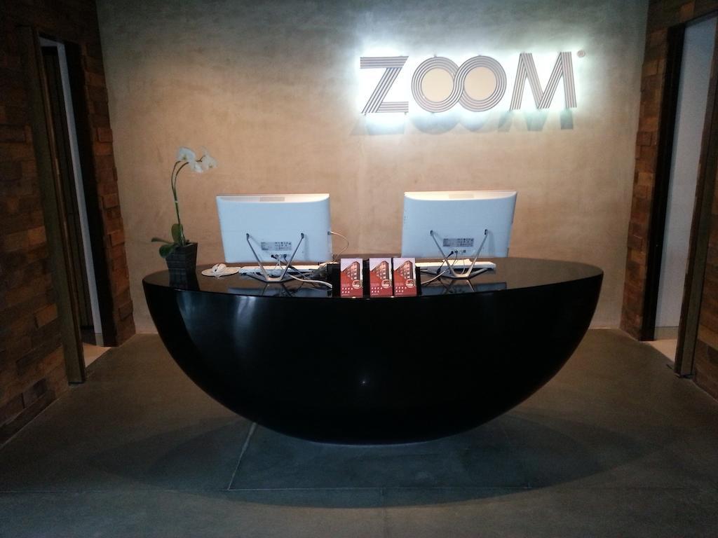 Zoom Smart Hotel Jemursari Сурабая Екстер'єр фото
