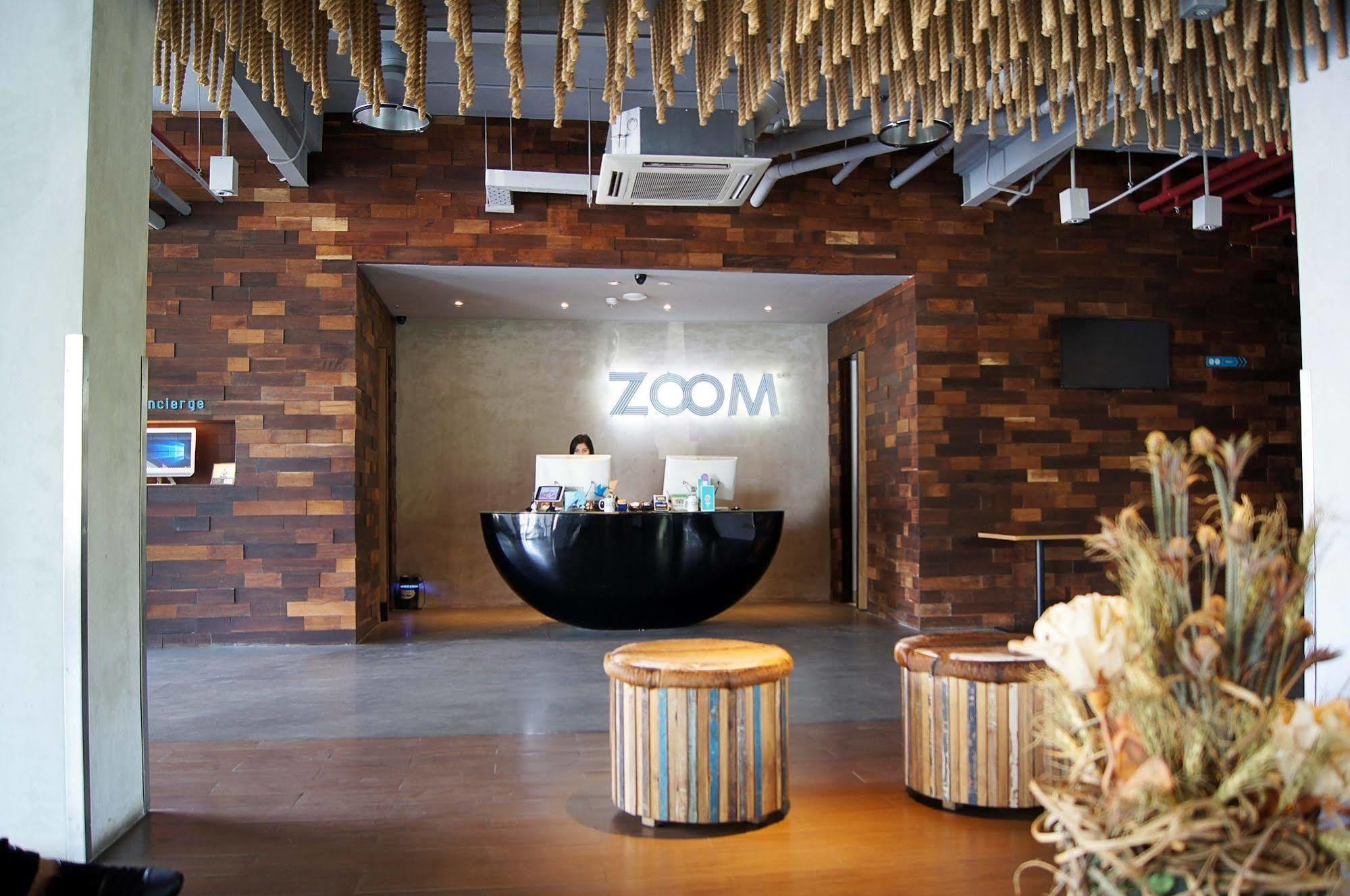 Zoom Smart Hotel Jemursari Сурабая Екстер'єр фото