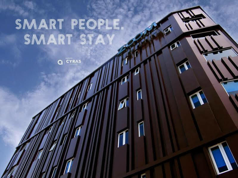 Zoom Smart Hotel Jemursari Сурабая Екстер'єр фото